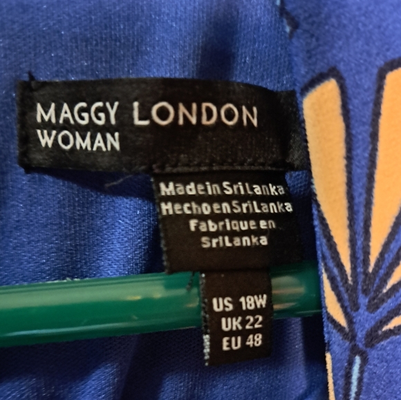 Maggy London Size 18W Blue Floral With Neck Tie Cap Sleeve Zip Closure - Picture 4 of 6